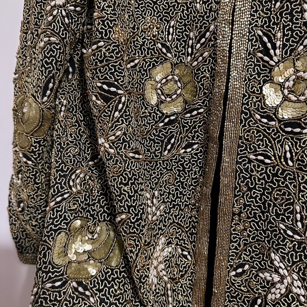 NWT Vintage 100% Silk beaded floral deadstock blazer cardigan gold black india - Picture 5 of 8